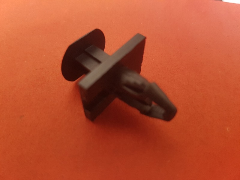 Holden VY to VF Rear Bumper Bar Clip